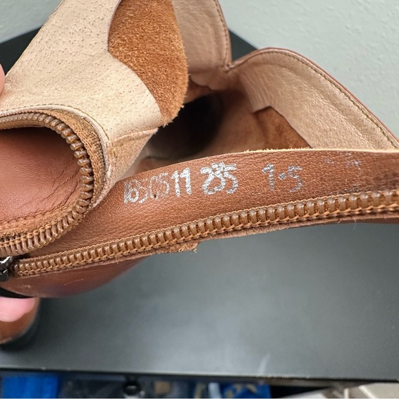 Rare HUMAND Ankle Boot Back Zip Rounded Block Heel Tan Brown Leather Woman 7.5 - Picture 9 of 11